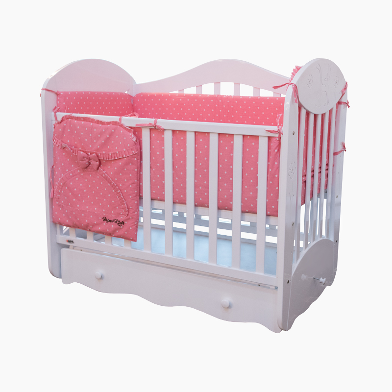 Pătuț bebe Carla alb Pătuț bebe Carla alb din lemn masiv, loc de dormit 120 × 60 cm
