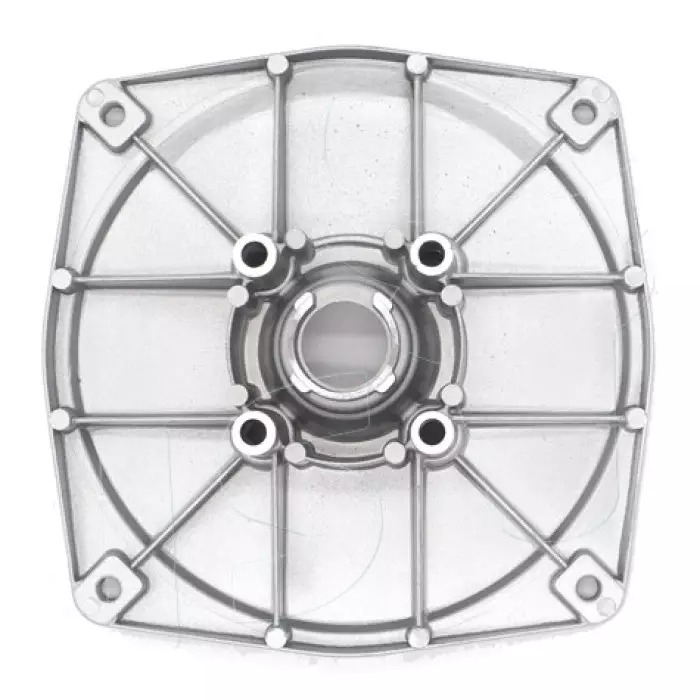 Capac de motopompă de 2 țoli Capac de motopompă de 2 țoli din metal argintiu, cu nervuri radiale, patru găuri centrale și locașul axului