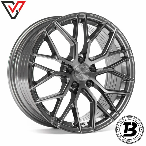 Jantă Vennom Flowforged VFF.5 gri închis periat, cu spițe în Y ca o plasă, vedere din față în unghi
