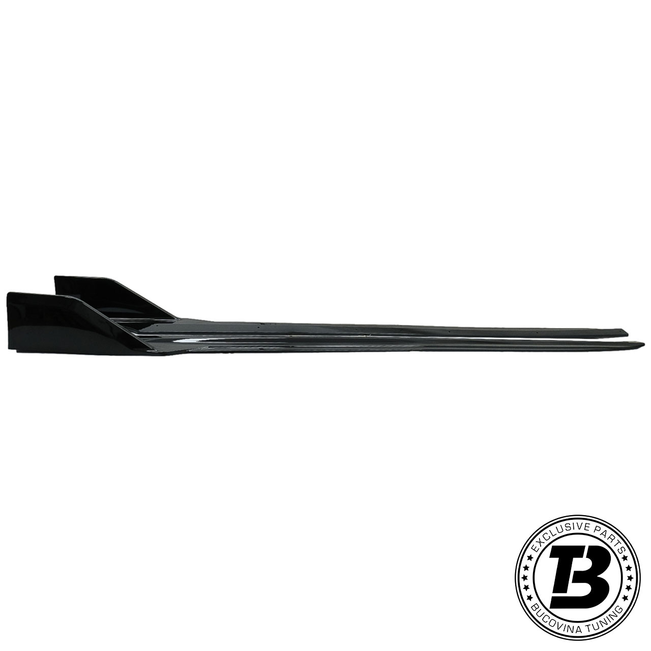 Prelungiri praguri compatibile cu BMW X5 G05 M-Tech Aero Prelungire de prag negru lucios pentru BMW X5 G05 M-Tech, văzută din profil, cu aripioara de la capătul din spate