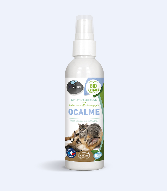 Spray ambiental bio Ocalme Biovetol pentru căței și pisici Spray ambiental bio Ocalme Biovetol pentru căței și pisici, flacon alb cu pulverizator