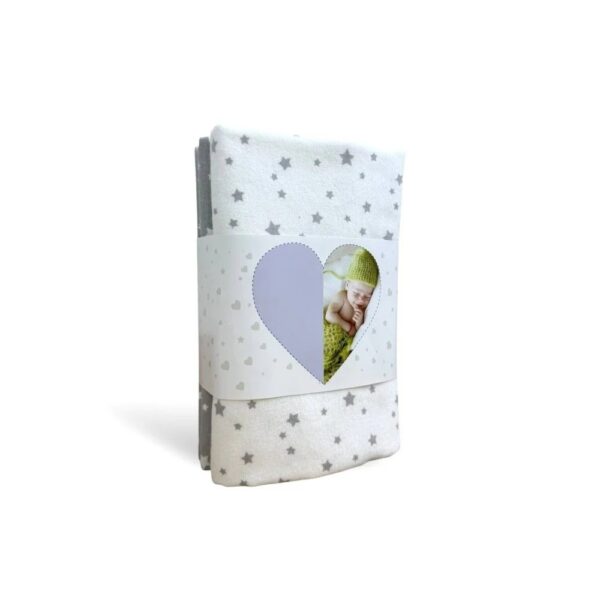 Set de două scutece din flanel Galaxi gri împăturite, cu banderolă albă cu fereastră în formă de inimă