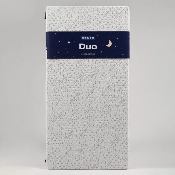 Saltea de pătuț Sonto Duo 120 × 60 cm cu husă albă texturată și banderolă albastră, vedere din față
