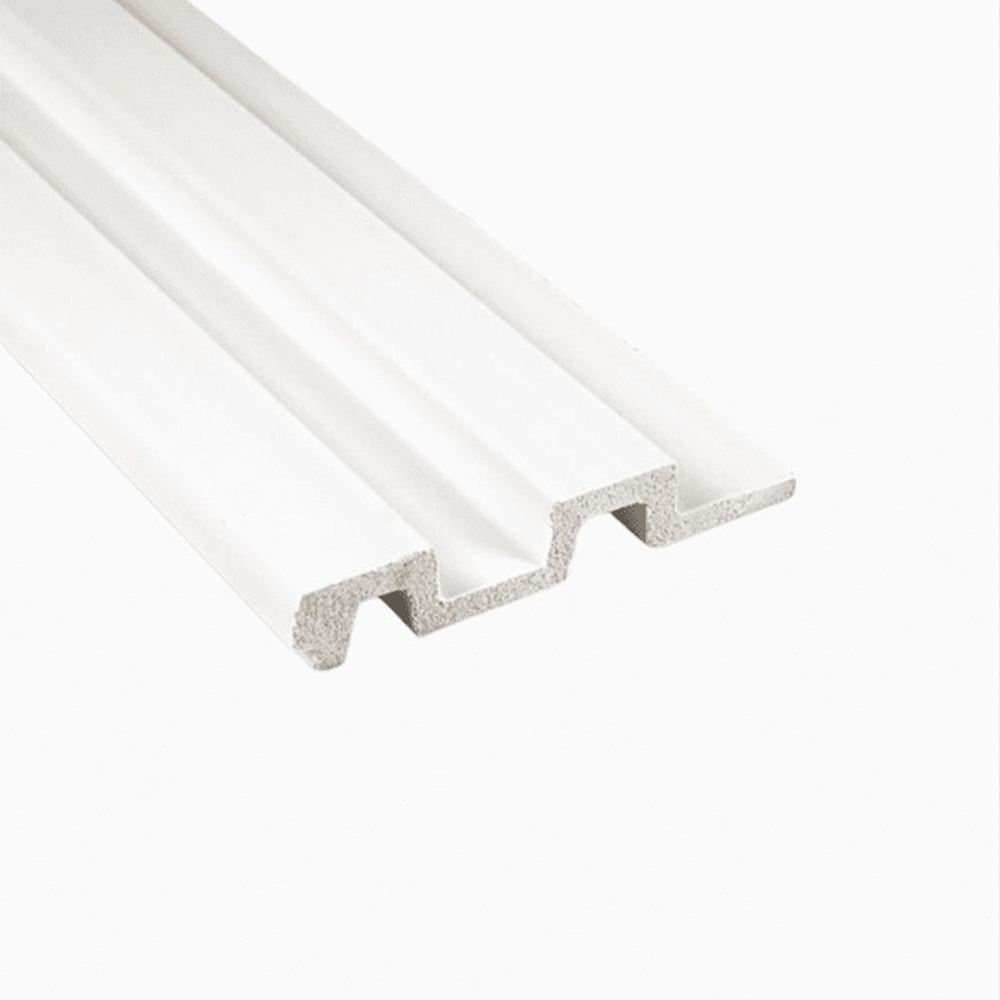 Panou riflat FDE101, alb, 290 × 11,5 × 1,8 cm Panou riflat alb din polimer dur, cu două canale drepte între suprafețe plane