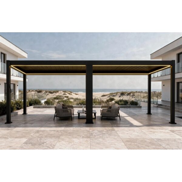 Pergola X 2.0 de 3 x 8 m pe o terasă cu vedere la mare, cu canapele de exterior