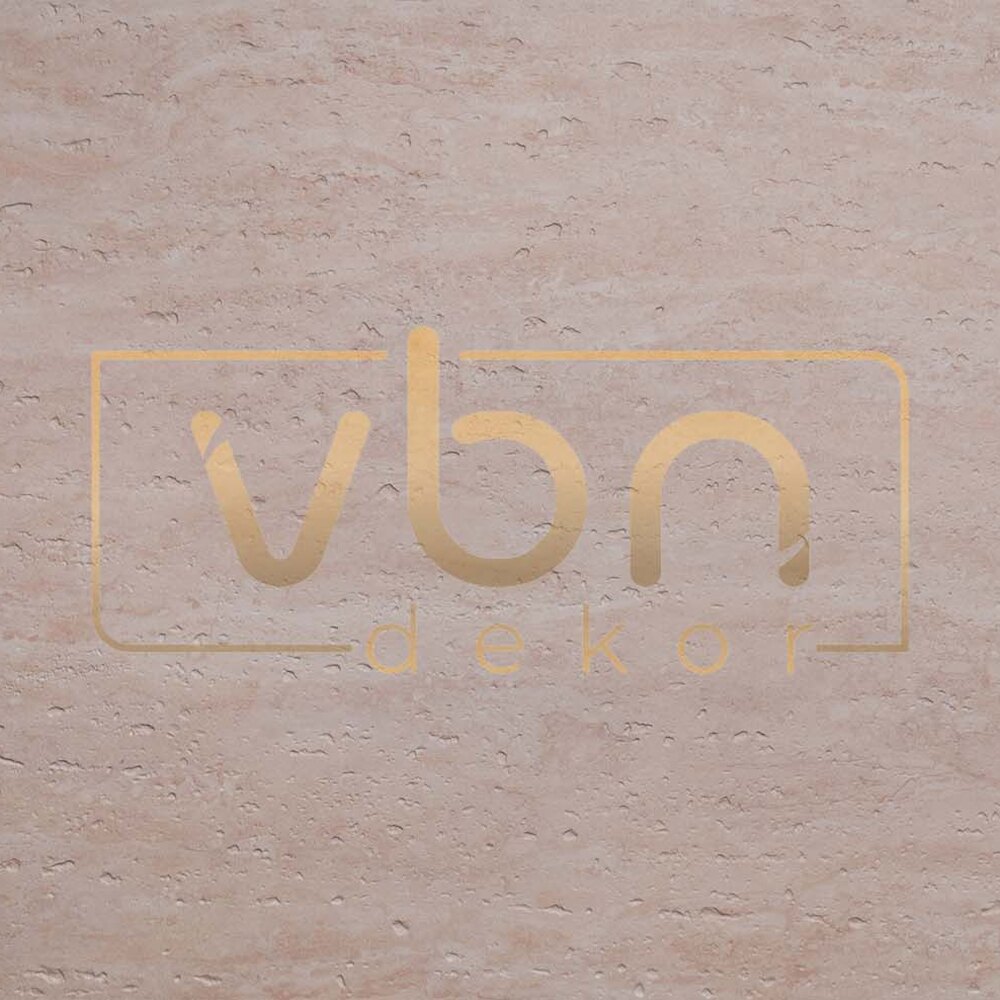 Piatră flexibilă Travertine Cloud Yellow, bej Piatră flexibilă Travertine Cloud Yellow, suprafață bej de travertin cu pori mici și linii orizontale