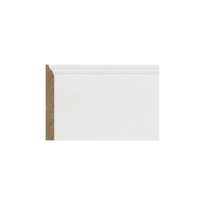 Plintă MDF albă M 1006 de 13,1 cm cu marginea de sus profilată, vedere frontală cu secțiunea