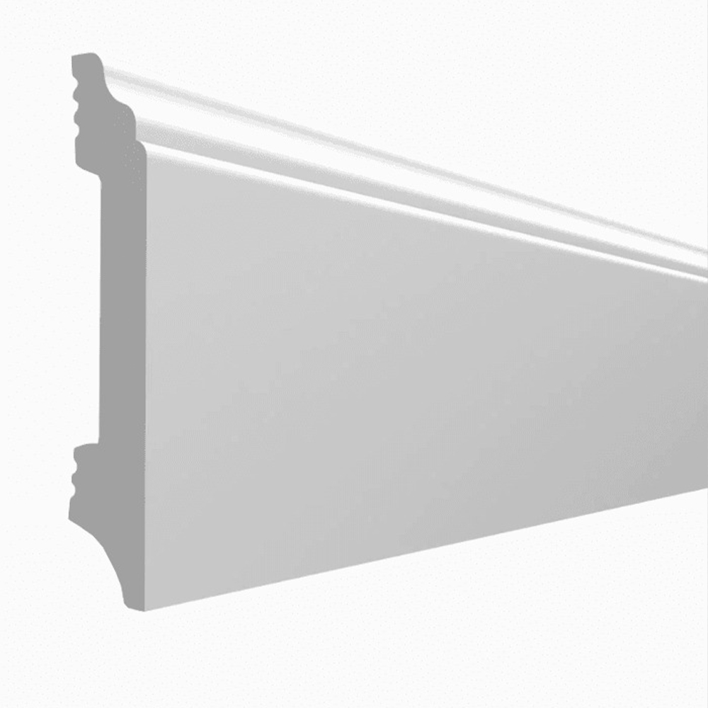 Plintă din polimer dur FDS080, 8 cm, albă Plintă din polimer dur FDS080 albă, de 8 cm, cu linii fine în trepte sus și fața netedă, vedere în perspectivă