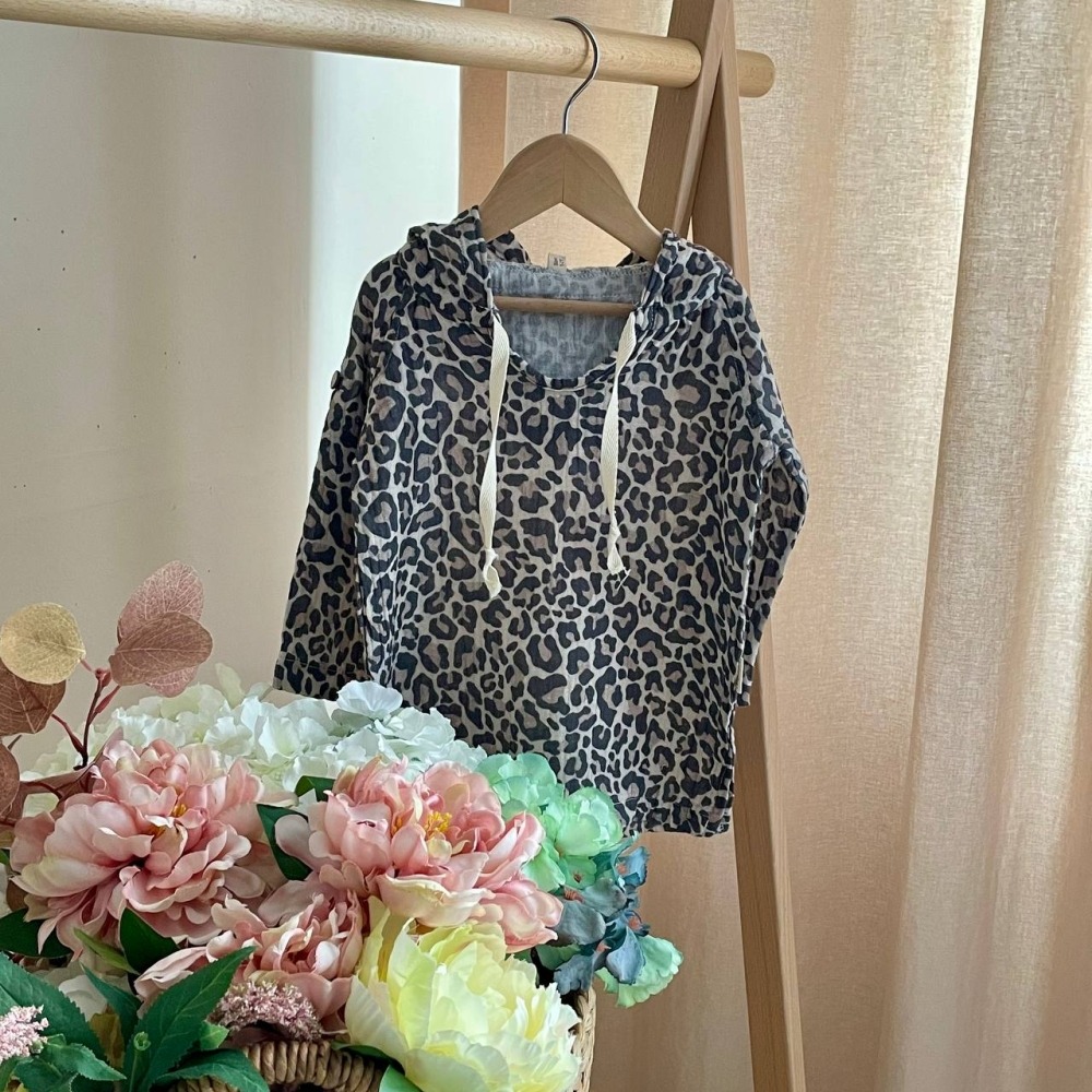 Bluză cu glugă din muselină pentru copii, imprimeu leopard, bumbac 100%, vedere de ansamblu Bluză cu glugă din muselină pentru copii, imprimeu leopard, bumbac 100%, vedere de ansamblu