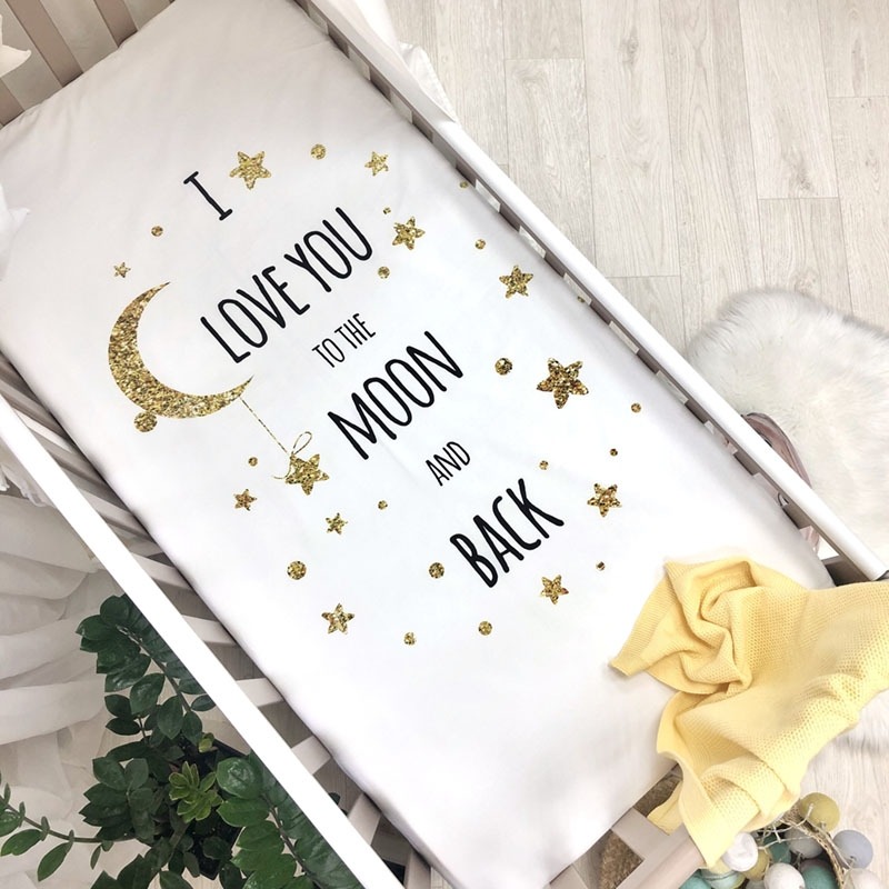 Husă de saltea pătuț 120 × 60 cm din poplin bumbac, lună și stele, vedere de ansamblu Husă de saltea pătuț 120 × 60 cm din poplin bumbac, lună și stele, vedere de ansamblu