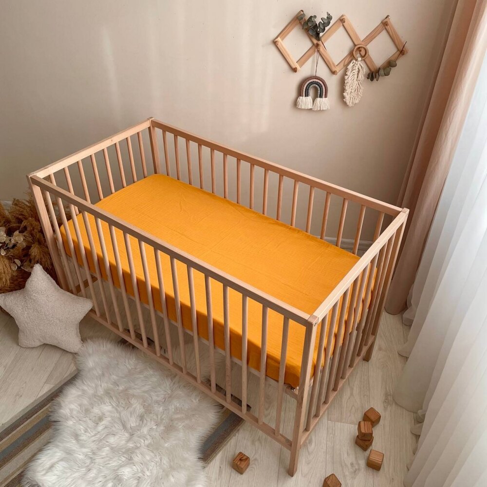 Husă de saltea pătuț 120 × 60 cm din muselină 100% bumbac, muștar, vedere de ansamblu Husă de saltea pătuț 120 × 60 cm din muselină 100% bumbac, muștar, vedere de ansamblu