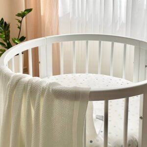 Husă de saltea rotundă pentru pătuț, buline colorate, 70 × 70 cm, elastic pe toată circumferința