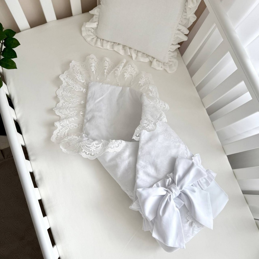 Păturică bebe Delux din bumbac satinat cu dantelă, alb, 80 × 80 cm, vedere de ansamblu Păturică bebe Delux din bumbac satinat cu dantelă, alb, 80 × 80 cm, vedere de ansamblu