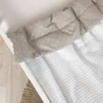 Păturică bebe din bumbac și material tricotat, gri, 75 × 100 cm, detaliu al modelului