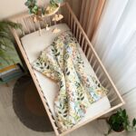 Păturică bebe din satin și stofă de vafe, Nordic muștar, 80 × 100 cm, fața din material moale