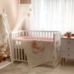 Păturică bebe din satin și velur cu pilotă, vulpe roz, 80 × 100 cm, fața a doua, cu textură