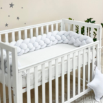 Apărătoare laterală împletită pentru pătuț, alb, 220 × 18 cm, detaliu al modelului