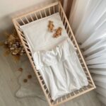 Set lenjerie de schimb 3 piese pentru pătuț, Dreams milky, detaliu al modelului