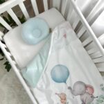 Set lenjerie de schimb 3 piese pentru pătuț, Elefănțel vesel, detaliu al modelului