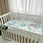 Set lenjerie de schimb 3 piese pentru pătuț, Elefănțel vesel, textura materialului