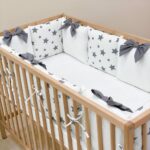 Set complet de lenjerie pentru pătuț, 5 piese White Stars, textura materialului
