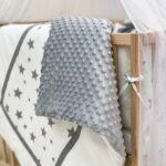 Set complet de lenjerie pentru pătuț, 5 piese White Stars, vedere de sus