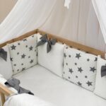 Set complet de lenjerie pentru pătuț, 5 piese White Stars, margini și cusături