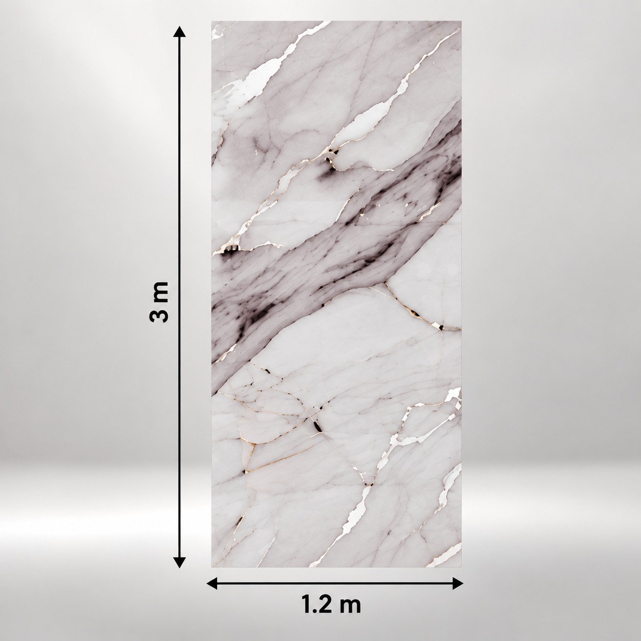 Autocolant TJ008, cotele de 1,2 × 3 m Foaie de autocolant TJ008 cu aspect de marmură Calacatta, fond gri-perlat și nervuri gri-lila, cu cotele de 1,2 × 3 m