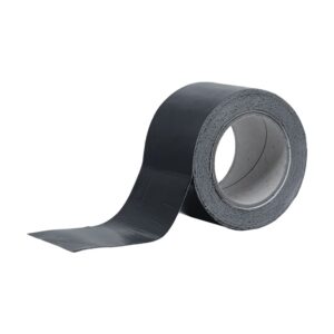 Rolă de bandă de protecție GUMO K neagră, lată, cu capătul desfăcut, pentru acoperirea grinzilor terasei