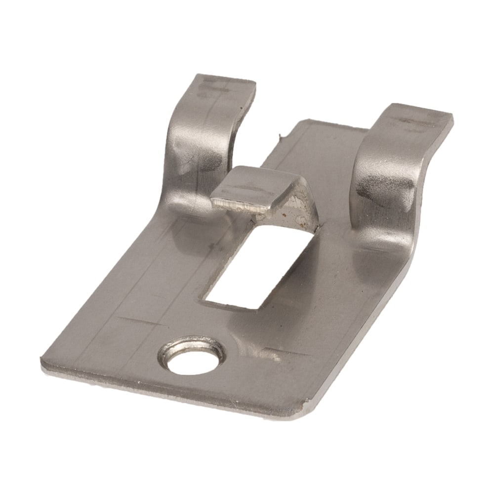 Clip Silvadec din metal argintiu, cu aripi îndoite, fantă centrală și orificiu pentru șurub, văzut de sus Clip Silvadec din metal argintiu, cu aripi îndoite, fantă centrală și orificiu pentru șurub, văzut de sus