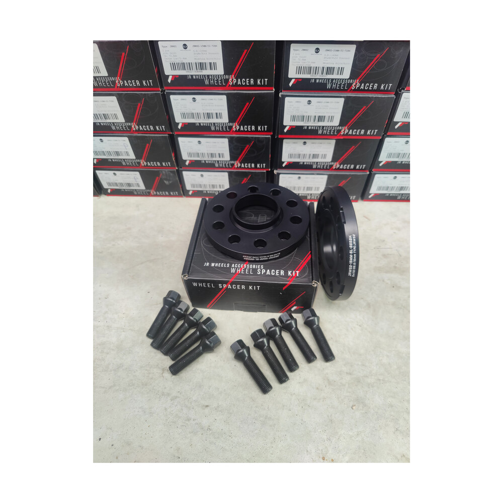 Distanțiere 1.5cm/15mm MERCEDES/AUDI/BMW 5x112 distanțiere + prezoane Distanțiere 1.5cm/15mm MERCEDES/AUDI/BMW 5x112 distanțiere + prezoane