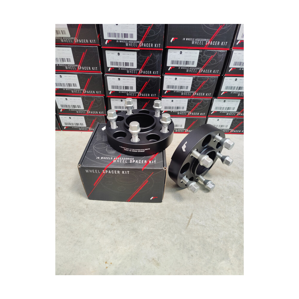 Distanțiere prindere dublă 3cm/30mm BMW 5x120 distanțiere + prezoane Distanțiere prindere dublă 3cm/30mm BMW 5x120 distanțiere + prezoane