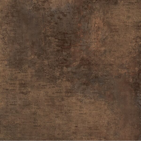 Decorul Fundermax 0794 Patina Bronze văzut din față: bronz patinat în brun și arămiu, cu pete închise și textură granulată