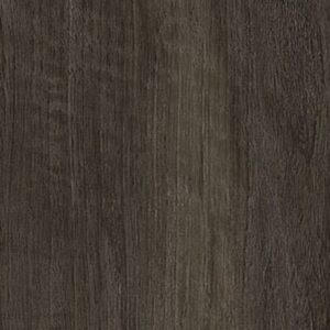 Decorul Fundermax 0869 Smoked Marvel Walnut de aproape: nuc afumat maro-cenușiu, cu fibra ușor ondulată