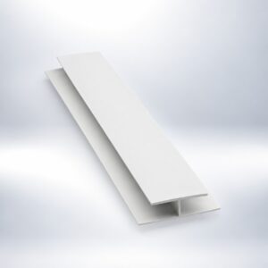Profil de îmbinare alb din PVC, în formă de H, pentru lambriu