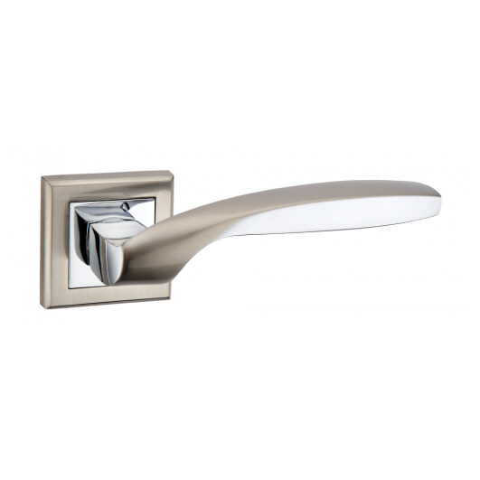 Mâner ușă Modern din zinc, nichel satinat cu crom lucios, rozetă pătrată (A17-5446) Mâner de ușă Modern din zinc, nichel satinat cu crom lucios, cu rozetă pătrată în două planuri, pe fundal alb