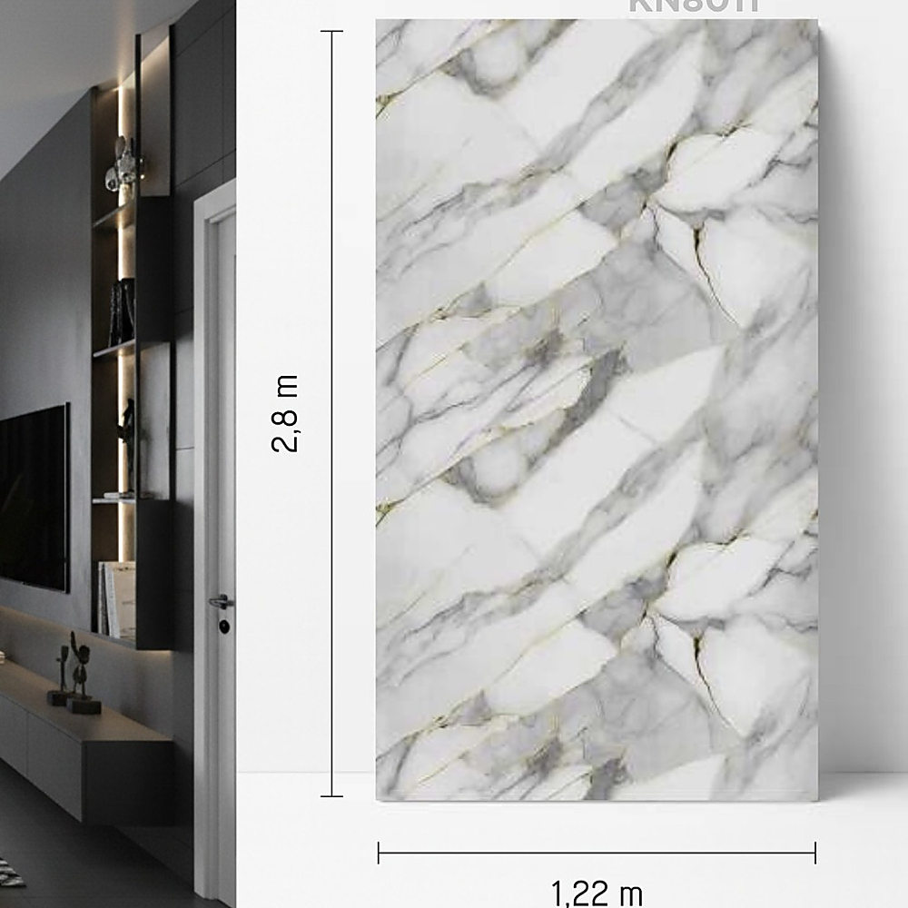 Placă KN8011, dimensiuni Placă KN8011 cu marmură albă și nervuri gri, prezentată vertical, cu cotele de 1,22 × 2,8 m