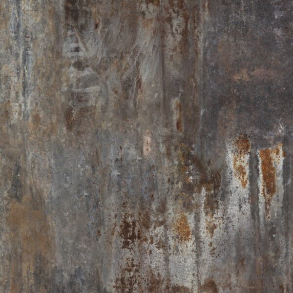 Decorul Rocko R120 Native Steel văzut din față: metal gri închis, oxidat, cu dâre de rugină și zone argintii