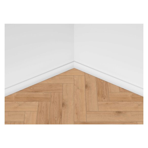Classen Herringbone Manor 62707 montat în spic într-un colț de cameră, lângă plintă albă
