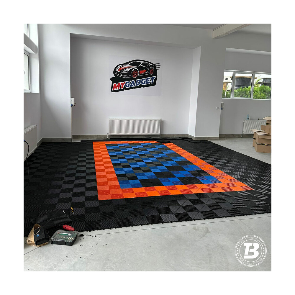 Pardoseală modulară pentru garaj și Ateliere detailing - albastru Pardoseală modulară pentru garaj și Ateliere detailing - albastru