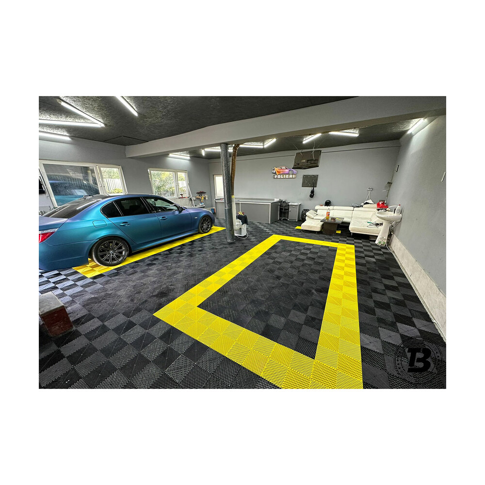 Pardoseală modulară pentru garaj și Ateliere detailing - galben Pardoseală modulară pentru garaj și Ateliere detailing - galben