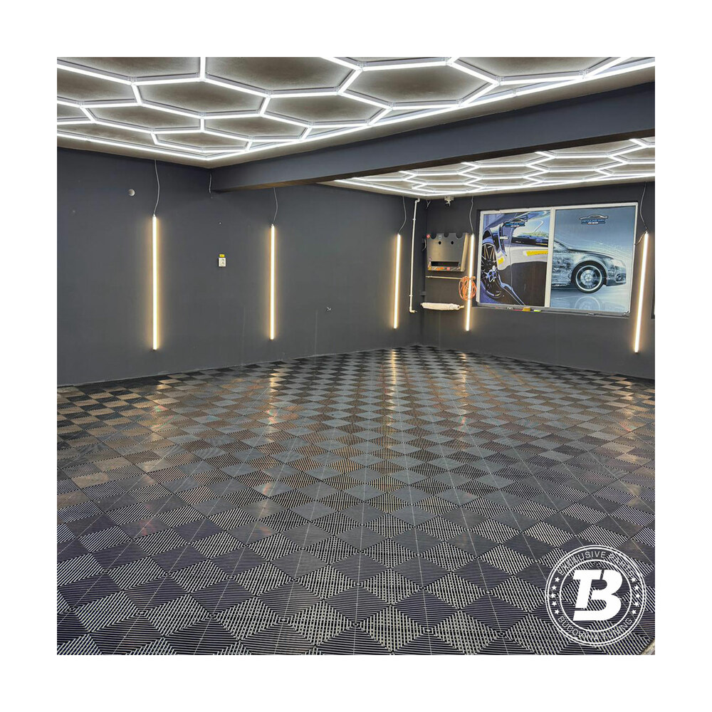 Pardoseală modulară pentru garaj și Ateliere detailing - negru Pardoseală modulară pentru garaj și Ateliere detailing - negru
