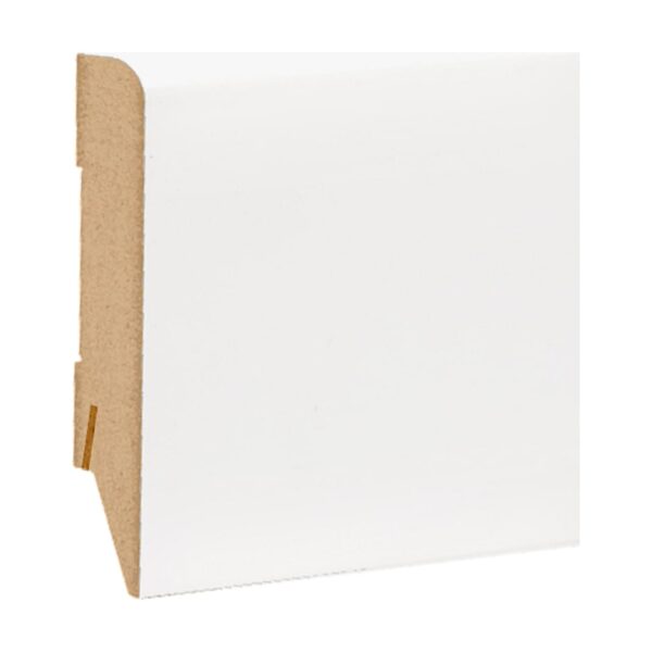 Plintă LaminWood A-80 cu fața albă netedă și capătul tăiat, cu miezul de MDF la vedere