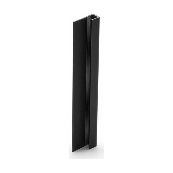 Profilul de capăt Rocko tip C negru, din aluminiu anodizat, așezat vertical