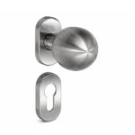 Buton sferic din inox satinat pe rozetă ovală, cu rozeta pentru butuc dedesubt