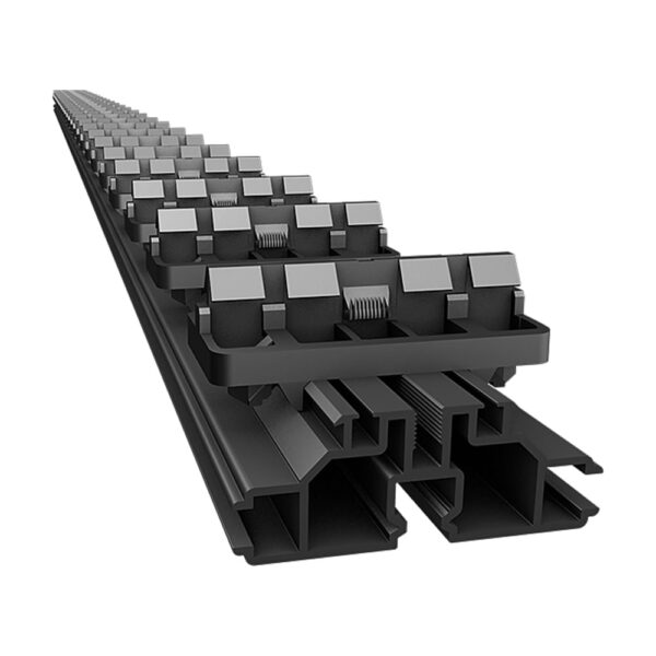 Șină Perfect Rail 24 din aluminiu negru cu clemele de plastic montate deasupra, văzută în perspectivă de la capăt